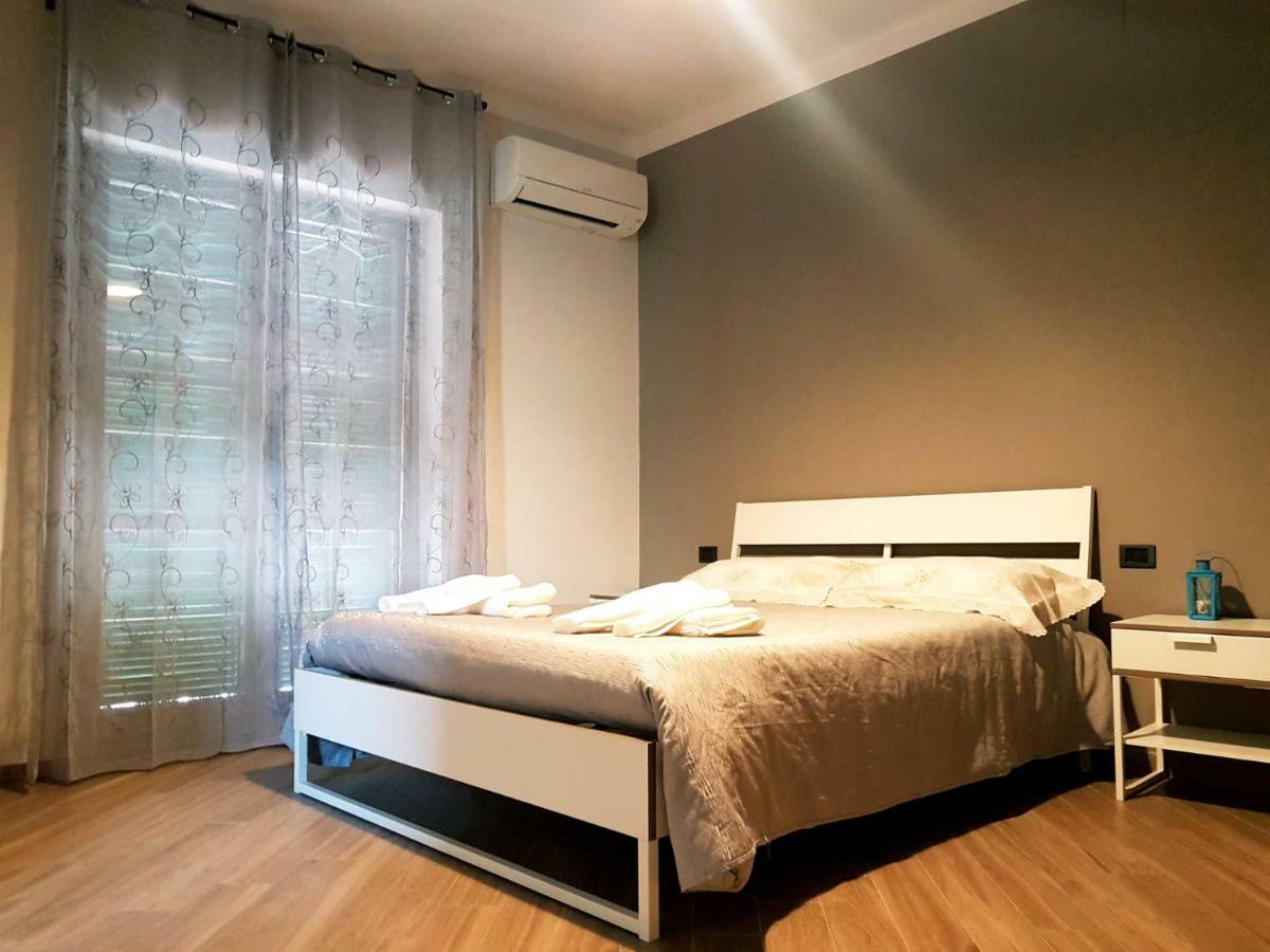 B&B Tre Passi Dalla Torre Montesarchio ภายนอก รูปภาพ