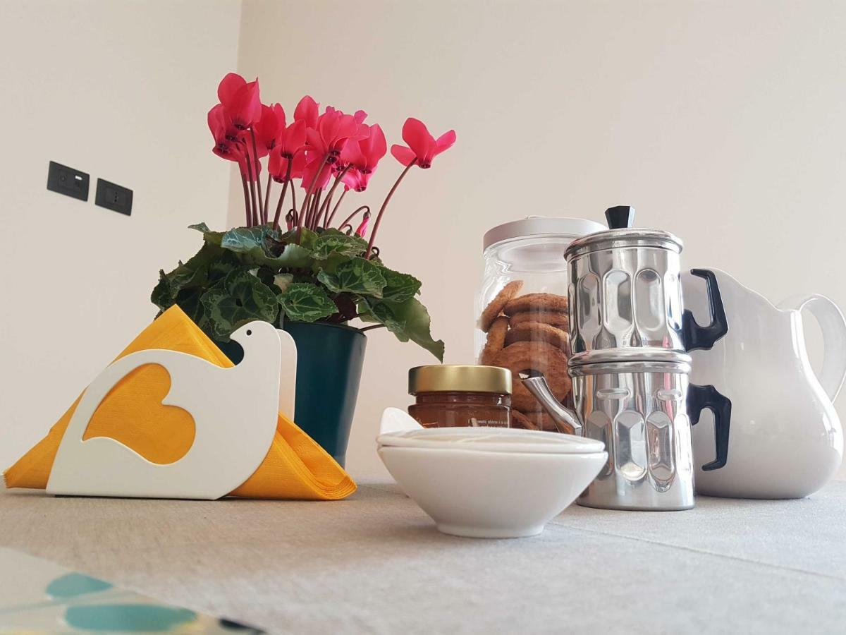 B&B Tre Passi Dalla Torre Montesarchio ภายนอก รูปภาพ